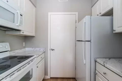 3633 N 3rd Ave #2016, Phoenix, AZ 85013 photo 11