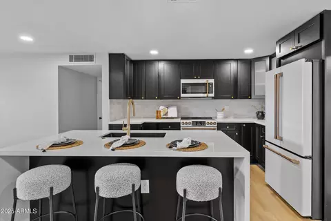 Kitchen - 3468 E Voltaire Dr, Phoenix, AZ 85032 photo 4 of 4