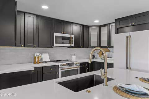 Kitchen - 3468 E Voltaire Dr, Phoenix, AZ 85032 photo 2 of 4