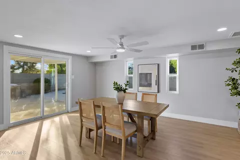 Dining - 3468 E Voltaire Dr, Phoenix, AZ 85032 photo 1 of 2