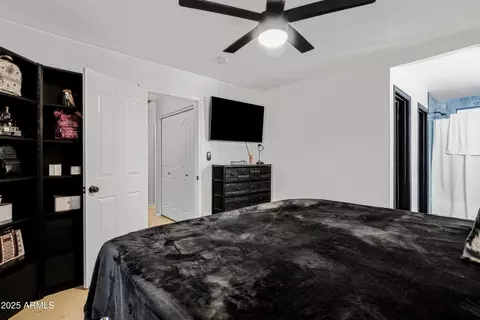 Bedroom - 1512 E Chipman Rd, Phoenix, AZ 85040 photo 5 of 5