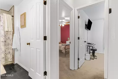 Entry Way - 1512 E Chipman Rd, Phoenix, AZ 85040 photo 3 of 3