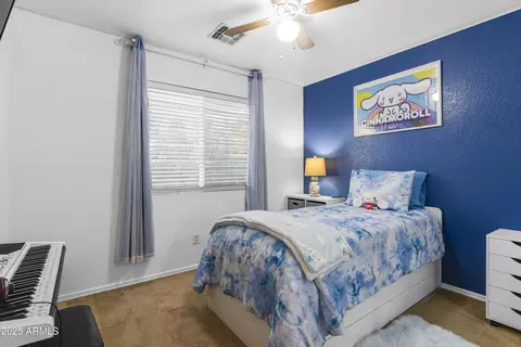 Bedroom - 1512 E Chipman Rd, Phoenix, AZ 85040 photo 1 of 5