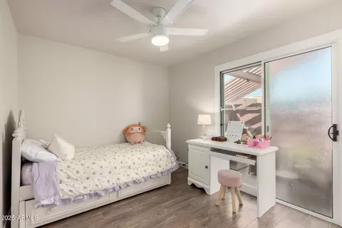 Bedroom - 1066 E Pueblo Rd, Phoenix, AZ 85020 photo 5 of 7