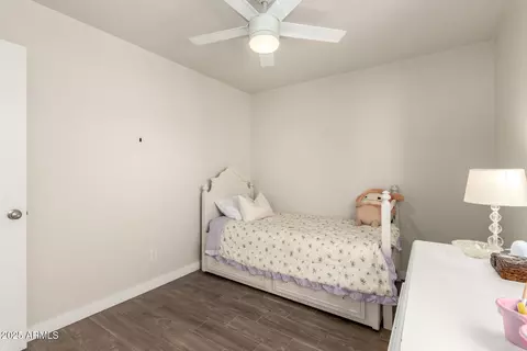 Bedroom - 1066 E Pueblo Rd, Phoenix, AZ 85020 photo 6 of 7