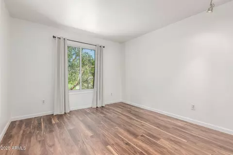1616 E Donner Dr, Tempe, AZ 85282 photo 24