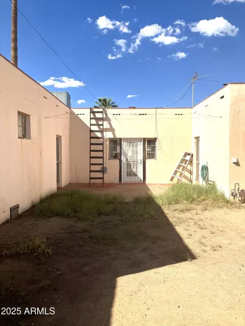 Exterior - 1637 E Roma Ave, Phoenix, AZ 85016 photo 13 of 18