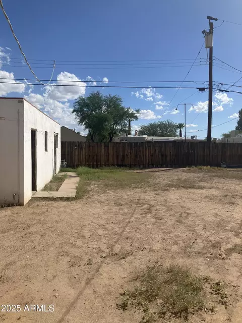 Exterior - 1637 E Roma Ave, Phoenix, AZ 85016 photo 5 of 18