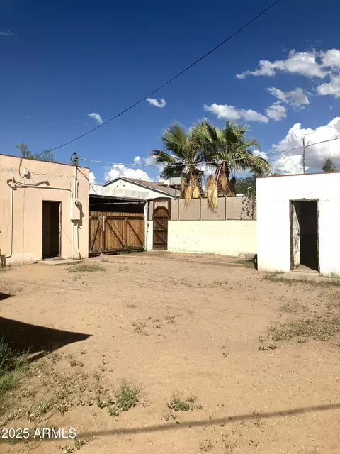 Exterior - 1637 E Roma Ave, Phoenix, AZ 85016 photo 12 of 18