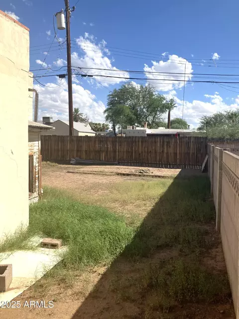 Exterior - 1637 E Roma Ave, Phoenix, AZ 85016 photo 11 of 18