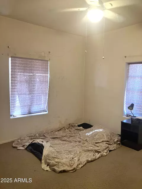 Bedroom - 1637 E Roma Ave, Phoenix, AZ 85016 photo 4 of 5