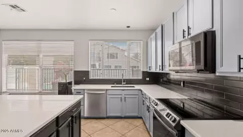 Kitchen - 9556 E Idaho Ave, Mesa, AZ 85209 photo 6 of 7