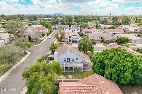 View/Area - 2034 E Cortez Dr, Gilbert, AZ 85234 photo 7 of 13