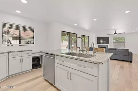 Kitchen - 2034 E Cortez Dr, Gilbert, AZ 85234 photo 5 of 7