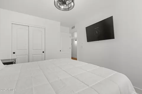 Bedroom - 2034 E Cortez Dr, Gilbert, AZ 85234 photo 7 of 12