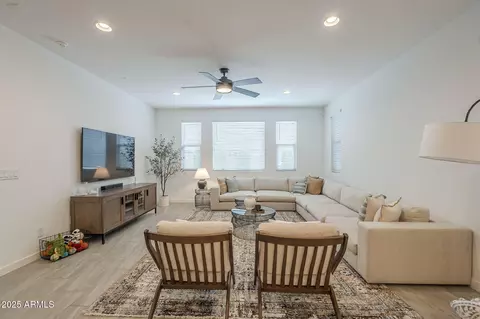 Living - 2223 E Citadel Dr, Gilbert, AZ 85298 photo 3 of 5