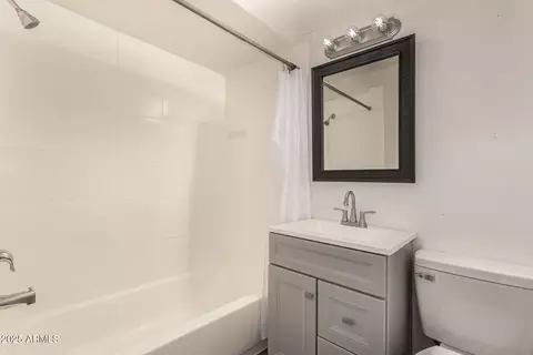 Bath - 2708 E 2nd St, Mesa, AZ 85213 photo 2 of 2