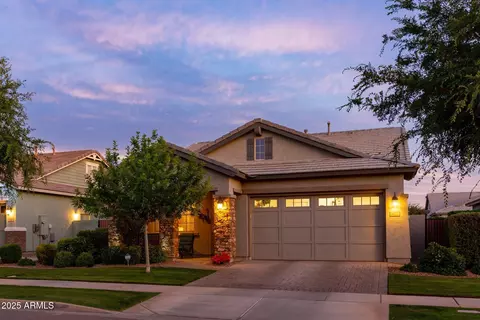 Exterior - 3437 E Appaloosa Rd, Gilbert, AZ 85296 photo 3 of 9