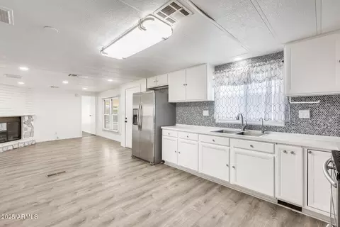 1628 E Villa Rita Dr, Phoenix, AZ 85022 photo 16