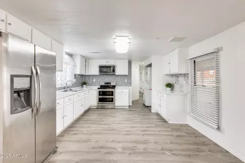 1628 E Villa Rita Dr, Phoenix, AZ 85022 photo 13