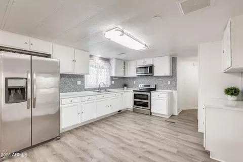 1628 E Villa Rita Dr, Phoenix, AZ 85022 photo 14