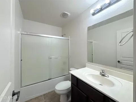 Bath - 1675 Elgin St, Gilbert, AZ 85295 photo 1 of 2
