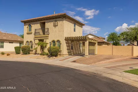 Exterior - 7762 E Boston St, Mesa, AZ 85207 photo 13 of 18
