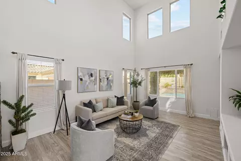 7762 E Boston St, Mesa, AZ 85207