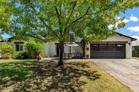Exterior - 3439 N 45th Pl, Phoenix, AZ 85018 photo 1 of 12