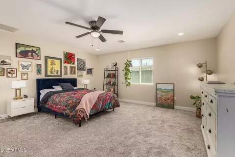 Bedroom - 3439 N 45th Pl, Phoenix, AZ 85018 photo 1 of 10