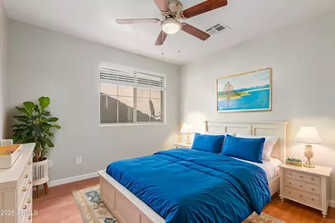 Bedroom - 3969 E Cat Balue Dr, Phoenix, AZ 85050 photo 2 of 3