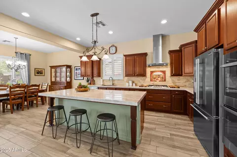 Kitchen - 3907 Enrose St, Mesa, AZ 85205 photo 3 of 7