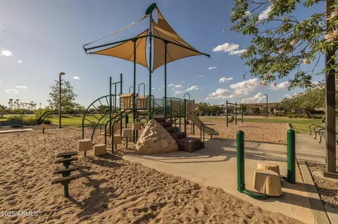 View/Area - 3907 Enrose St, Mesa, AZ 85205 photo 6 of 8
