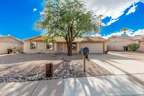 10622 S 44th St, Phoenix, AZ 85044