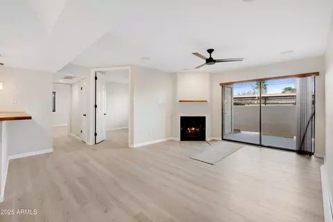 2935 N 68th St #127, Scottsdale, AZ 85251
