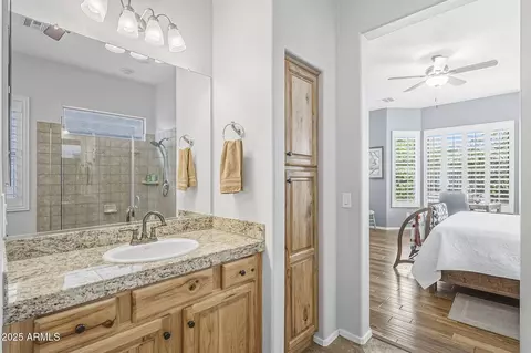 Bath - 4644 E Sourwood Dr, Gilbert, AZ 85298 photo 3 of 5