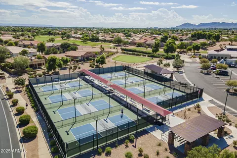 View/Area - 4644 E Sourwood Dr, Gilbert, AZ 85298 photo 5 of 13