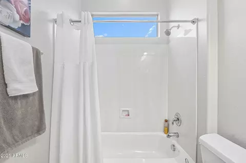 Bath - 4644 E Sourwood Dr, Gilbert, AZ 85298 photo 2 of 5