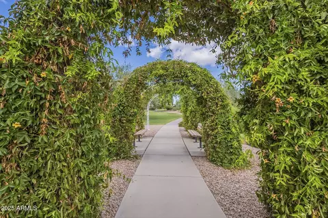 View/Area - 4644 E Sourwood Dr, Gilbert, AZ 85298 photo 1 of 13