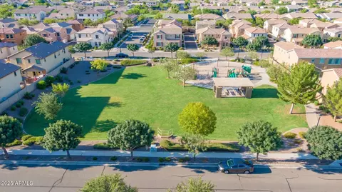 View/Area - 3320 E Patrick St, Gilbert, AZ 85295 photo 3 of 4