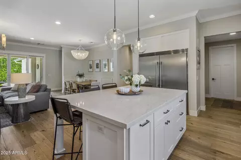 Kitchen - 4119 E Pinchot Ave, Phoenix, AZ 85018 photo 6 of 7