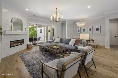 Living - 4119 E Pinchot Ave, Phoenix, AZ 85018 photo 1 of 2