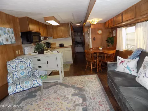 214 E Mesa Dr, Florence, AZ 85132 photo 6