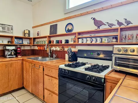Kitchen - 828 Sims Rd, Bisbee, AZ 85603 photo 3 of 4