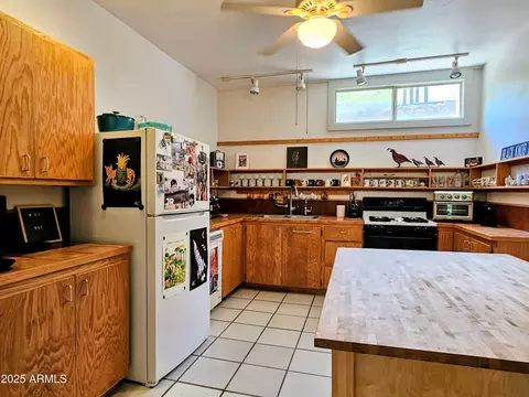 Kitchen - 828 Sims Rd, Bisbee, AZ 85603 photo 1 of 4