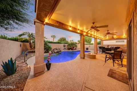 15786 W Alpine Ridge Dr, Surprise, AZ 85374