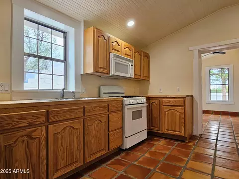 3769 S Rogers Ave, Naco, AZ 85620 photo 9