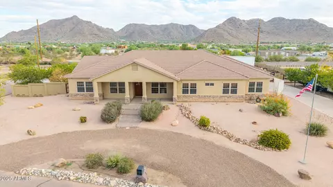 20533 E Navajo Dr, Queen Creek, AZ 85142
