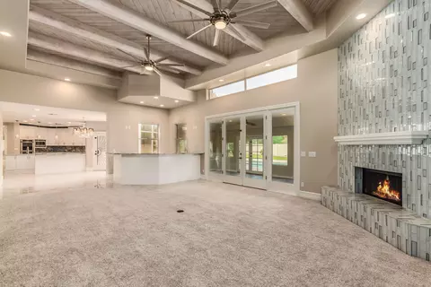 Living - 3332 E Cherokee St, Phoenix, AZ 85044 photo 6 of 7