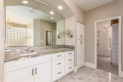 Bath - 3332 E Cherokee St, Phoenix, AZ 85044 photo 2 of 5